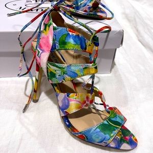 STEVE MADDEN WRAP HEELS